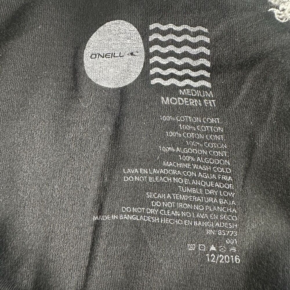 O’Neill Surf Co. - 3/4 Sleeve- Black and gray- Medium modern fit - Picture 9 of 9